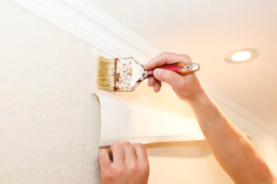Pose de papier peint à Bucy-le-Roi — revêtements muraux et toiles de verre